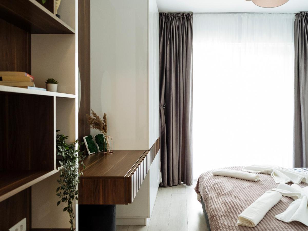 Cozy Special Pallady Apartament With Garden & Courtyard Boekarest Buitenkant foto