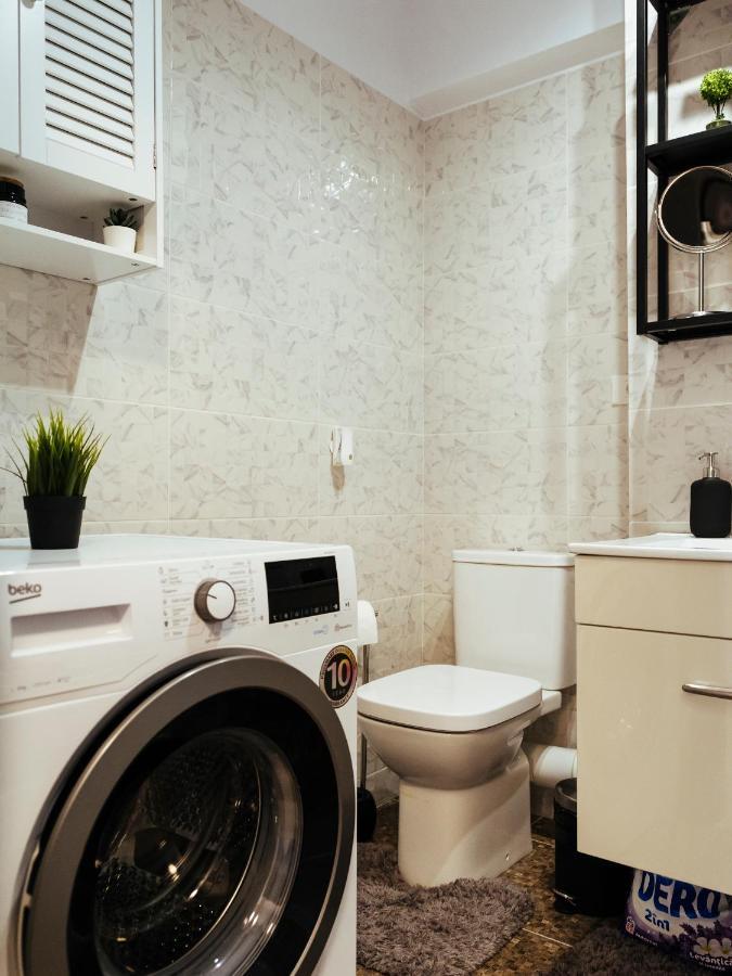 Cozy Special Pallady Apartament With Garden & Courtyard Boekarest Buitenkant foto