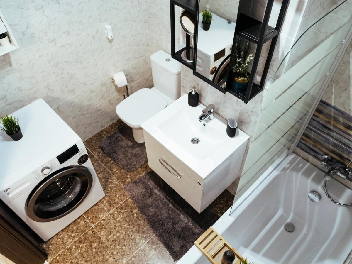 Cozy Special Pallady Apartament With Garden & Courtyard Boekarest Buitenkant foto