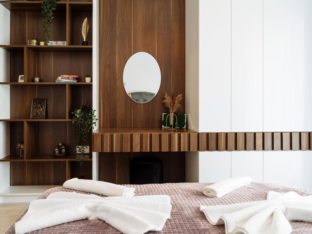 Cozy Special Pallady Apartament With Garden & Courtyard Boekarest Buitenkant foto