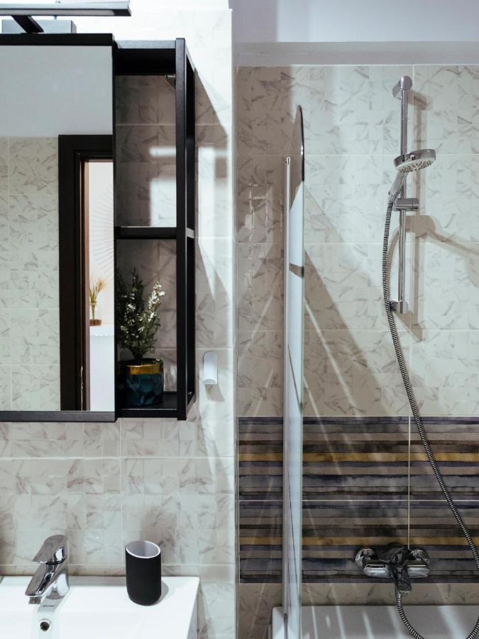Cozy Special Pallady Apartament With Garden & Courtyard Boekarest Buitenkant foto