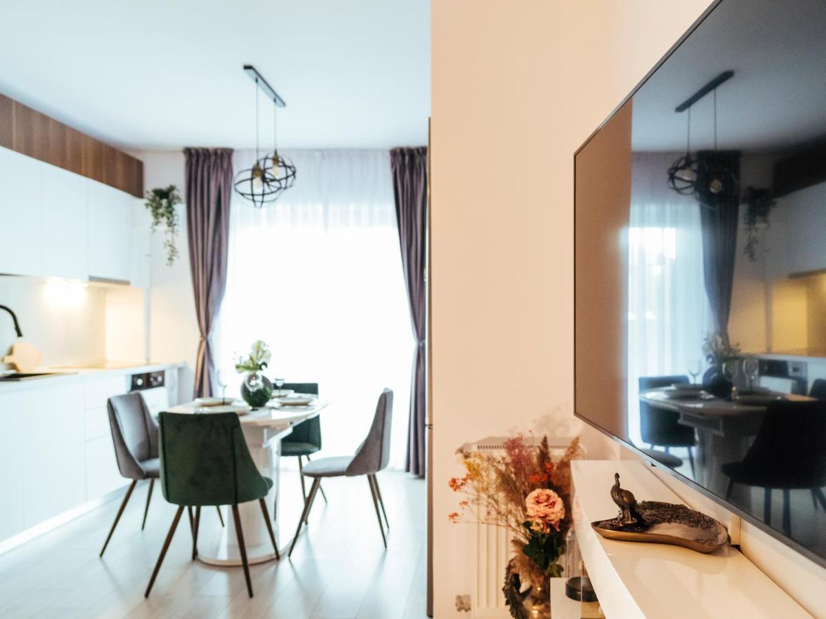Cozy Special Pallady Apartament With Garden & Courtyard Boekarest Buitenkant foto