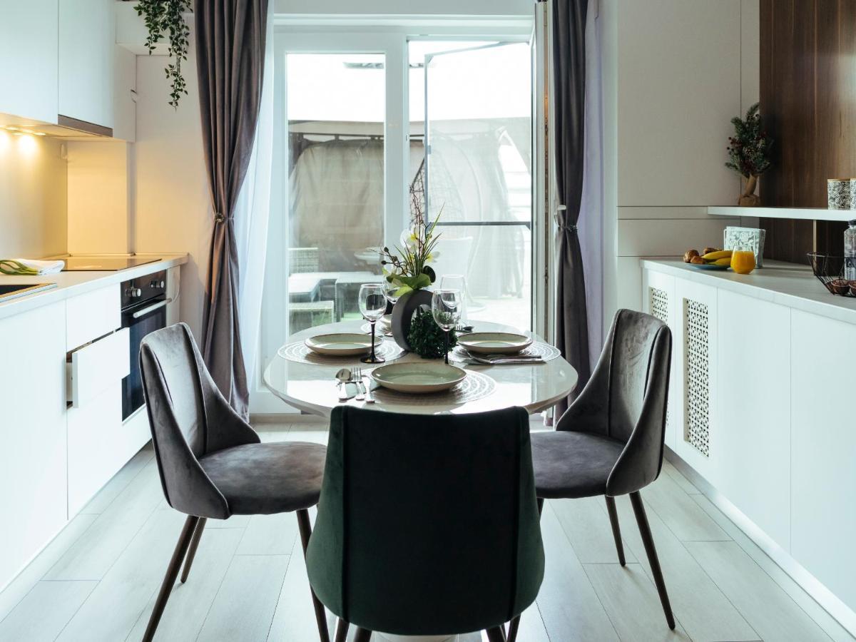 Cozy Special Pallady Apartament With Garden & Courtyard Boekarest Buitenkant foto