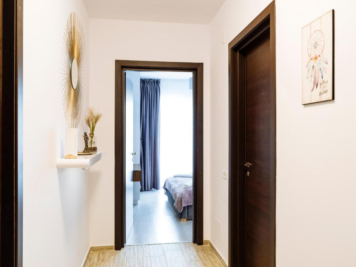 Cozy Special Pallady Apartament With Garden & Courtyard Boekarest Buitenkant foto
